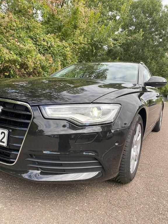 Gebraucht Audi A6 Ambiente 177 PS (130 kW) 2012 Schwarz Kombi