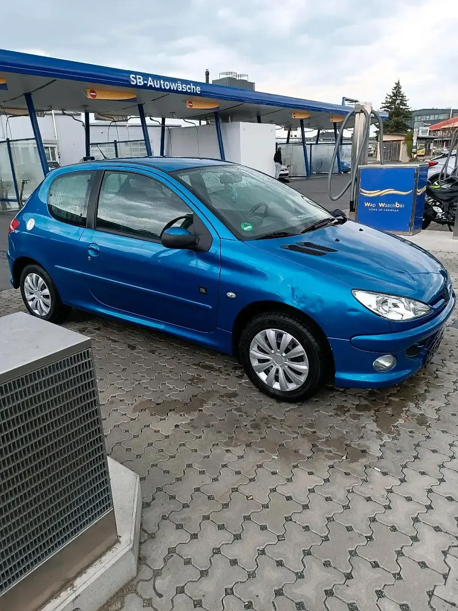 Gebraucht Peugeot 206 72 PS (52 kW) 2007 Blau Coupé