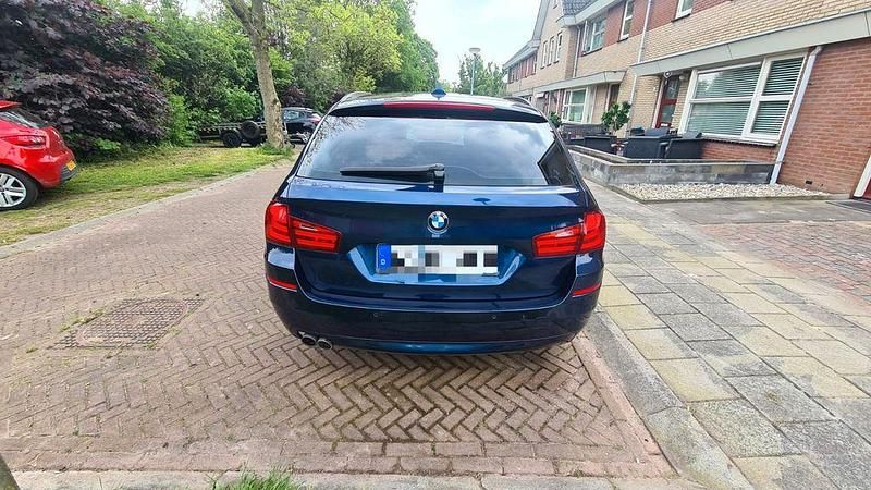 Gebraucht BMW 520 184 PS (135 kW) 2012 Blau Kombi