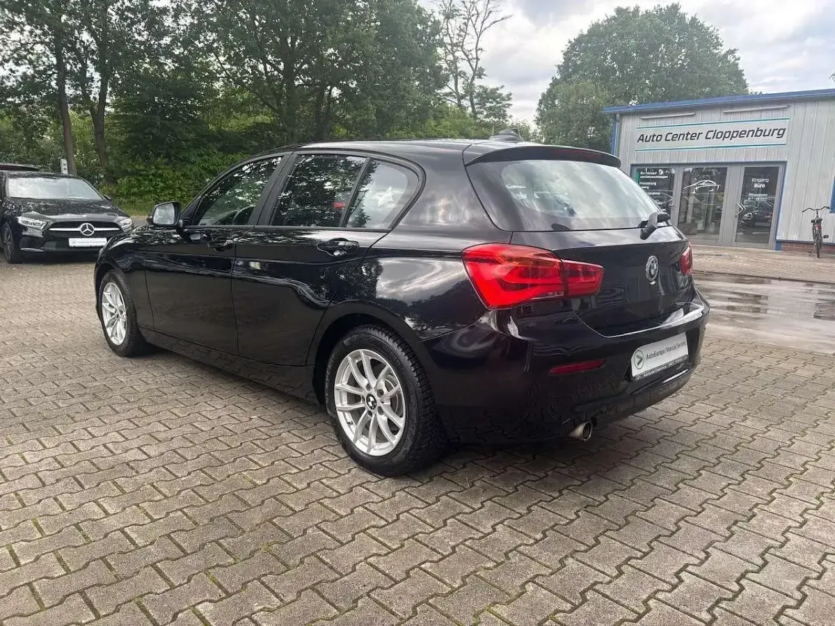 Gebraucht BMW 116 Advantage 109 PS (80 kW) 2017 Schwarz Kleinwagen