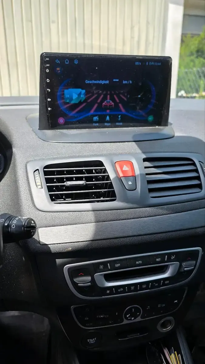 Gebraucht Renault Clio 131 PS (96 kW) 2011 Schwarz Coupé