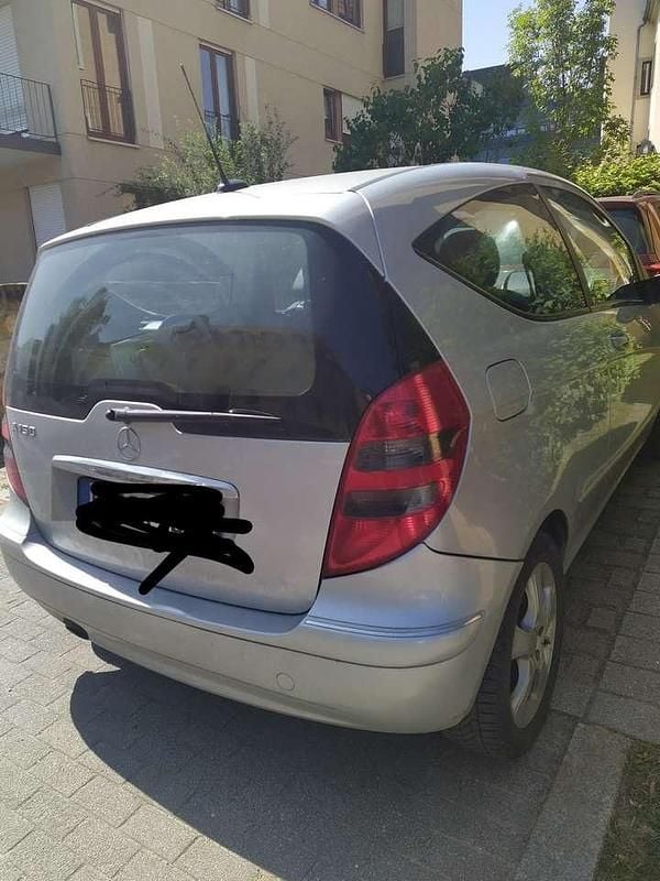 Silber Gebraucht 2005 Mercedes A150 Elegance Van / Kleinbus | 1.200 € (Guter Preis) - Bild 1/4