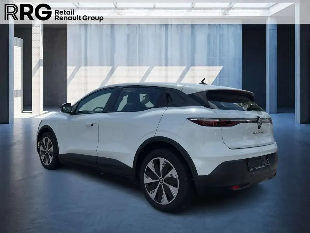 Brugt Renault Megane E-Tech Evolution 96 kW (131 HK) 2023 Hvid Sedan