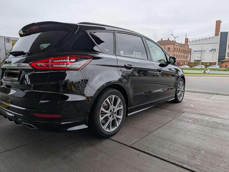 Schwarz Gebraucht 2019 Ford S-MAX ST-Line Van / Kleinbus | 18.000 € (Superpreis) - Bild 1/4