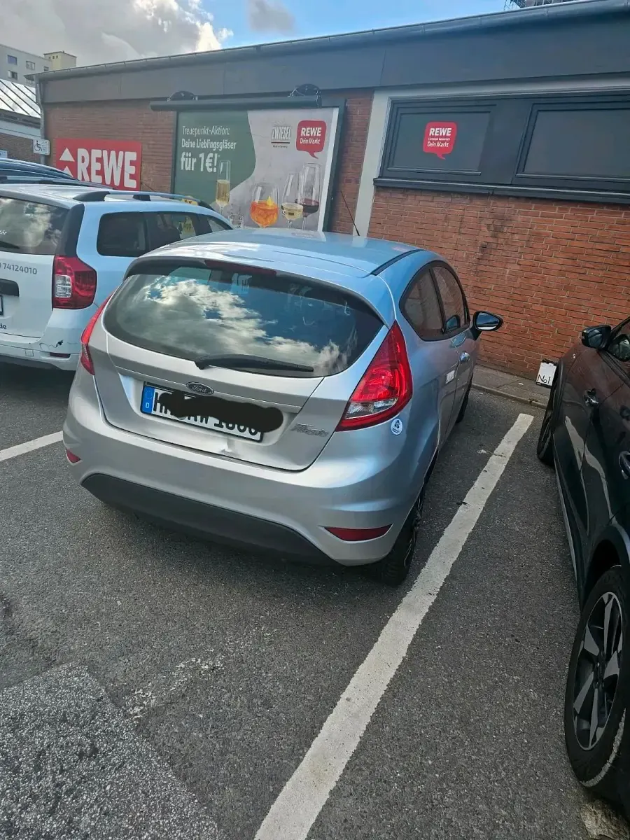 Second-hand Ford Fiesta 82 CP (60 kW) 2010 Argintiu Hatchback