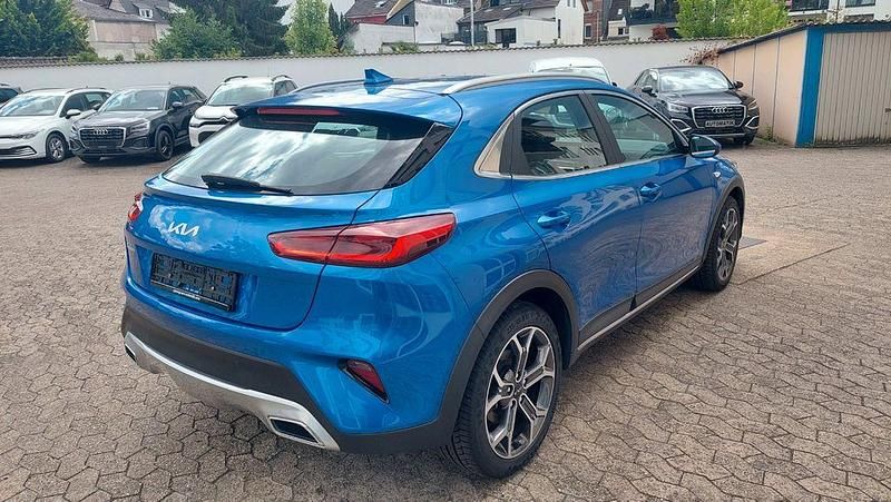 Gebraucht Kia XCeed 160 PS (117 kW) 2022 Blue flame SUV