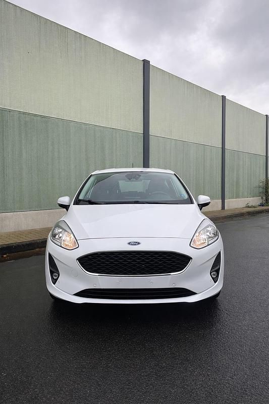 Gebraucht Ford Fiesta 85 PS (62 kW) 2020 Weiß Kleinwagen