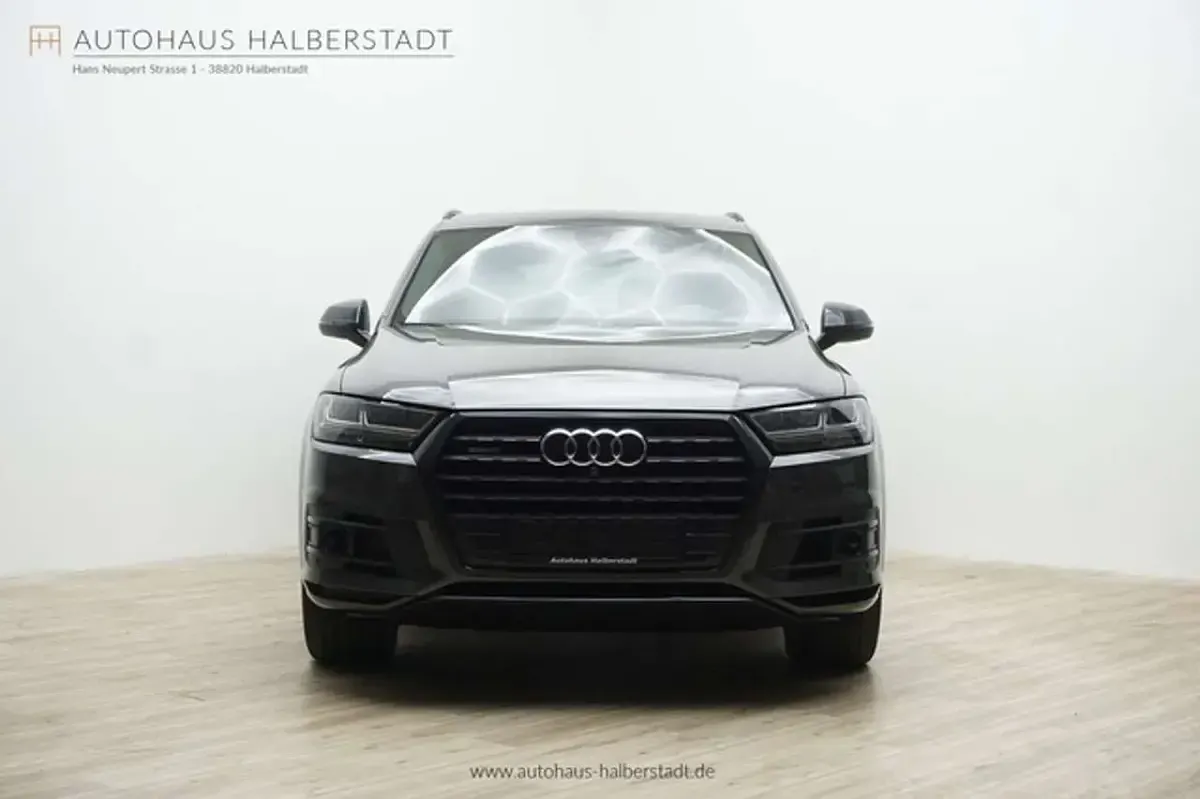 Usado Audi Q7 S-Line 231 HP (169 kW) 2019 Cinzento SUV