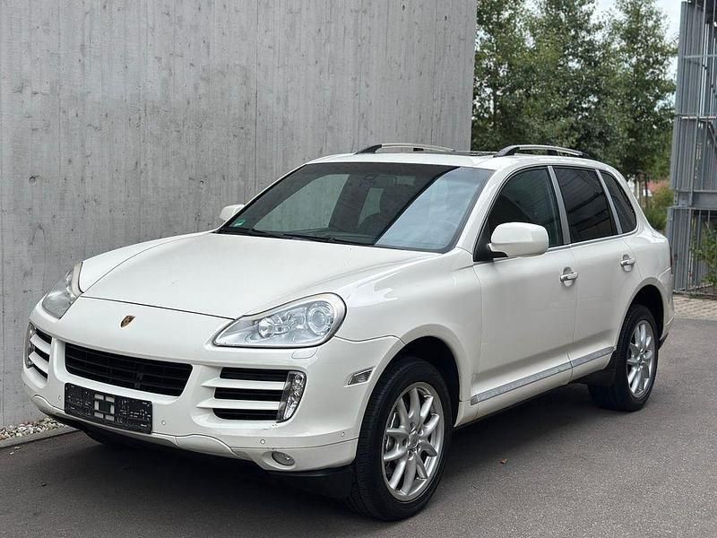 Weiß Gebraucht 2010 Porsche Cayenne SUV | 10.990 € - Bild 1/4