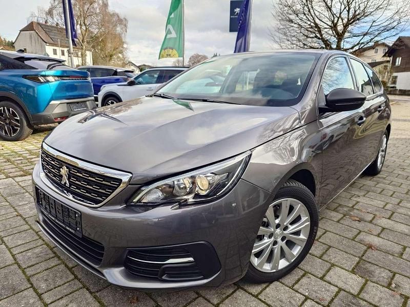Platinumgrau Gebraucht 2019 Peugeot 308 Access Kombi | 9.900 € (Guter Preis) - Bild 1/4