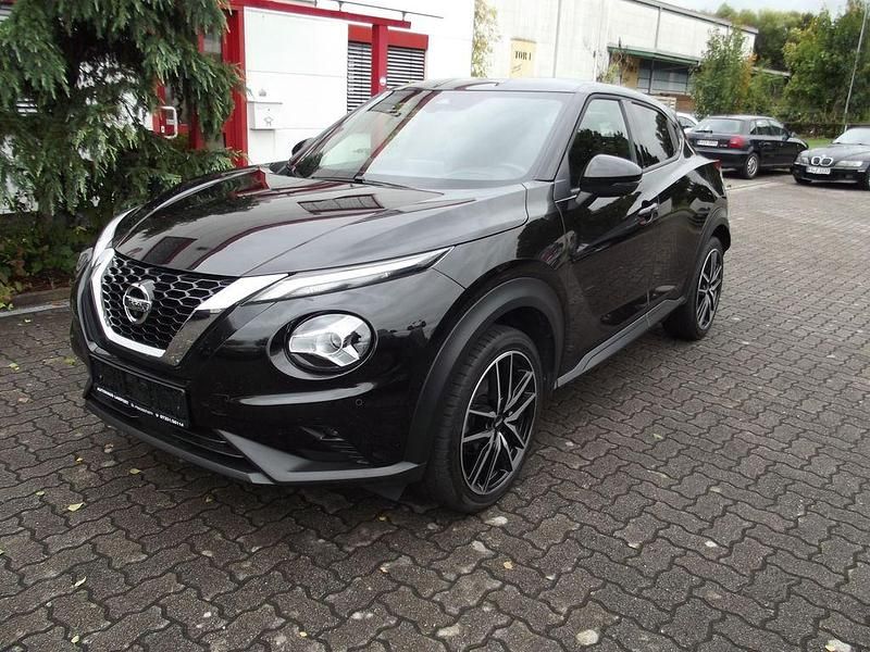 Schwarz Gebraucht 2021 Nissan Juke N-Connecta SUV | 16.900 € (Fairer Preis) - Bild 1/4