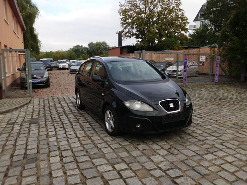 Gebraucht Seat Altea XL Stylance 125 PS (91 kW) 2012 Schwarz Van / Kleinbus