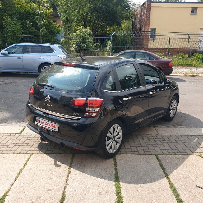 Gebraucht Citroën C3 SELECTION 82 PS (60 kW) 2015 Schwarz Kleinwagen