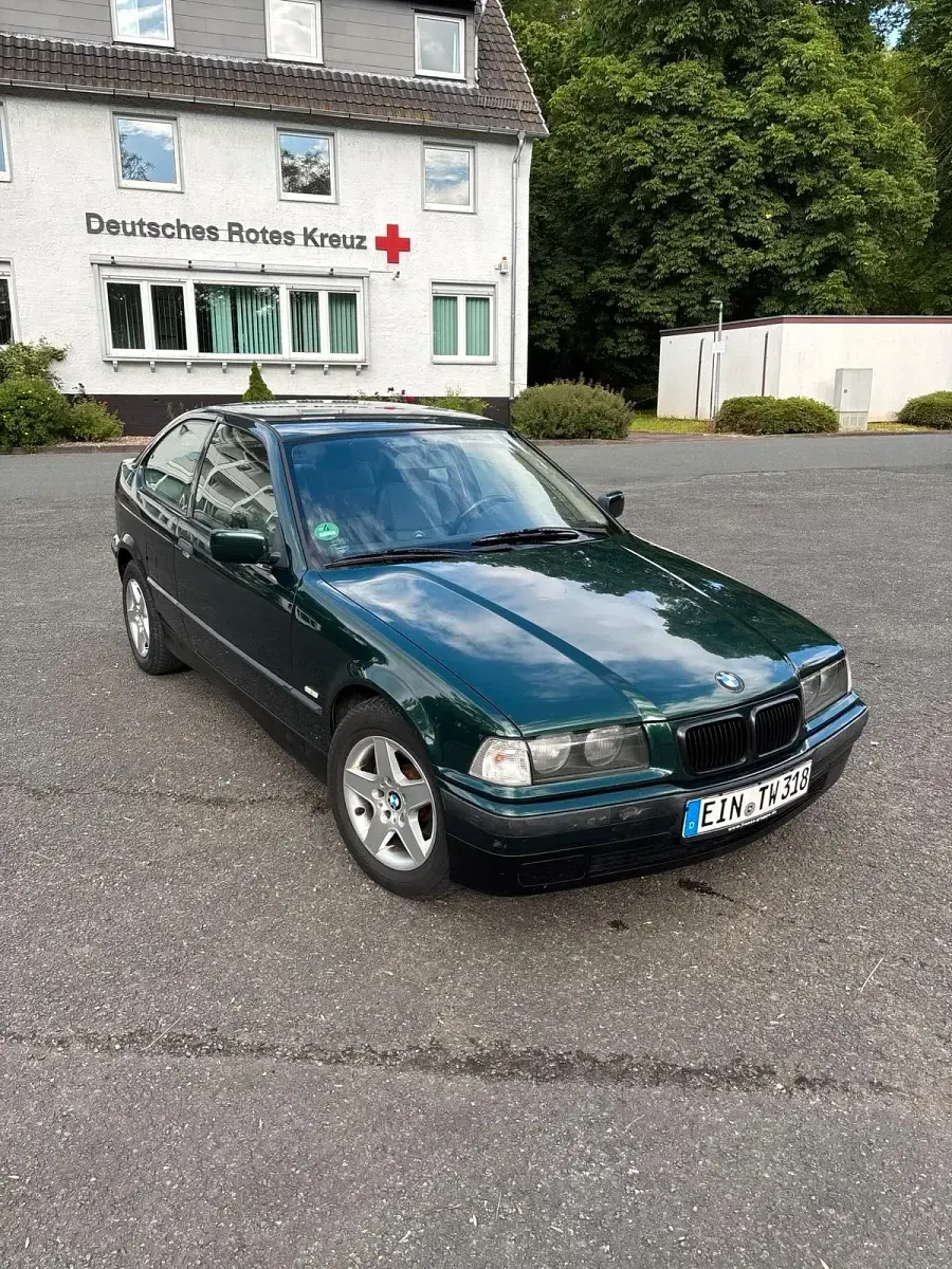 Gebraucht BMW 316 102 PS (75 kW) 1998 Grün Limousine