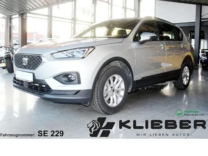 Reflexsilber metallic Gebraucht 2023 Seat Tarraco Style SUV | 26.970 € (Superpreis) - Bild 1/4