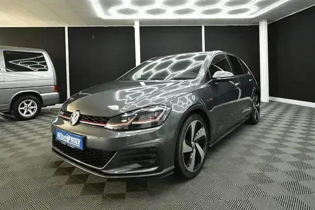 Gebraucht VW Golf VII GTI 275 PS (202 kW) 2018 Grau Limousine