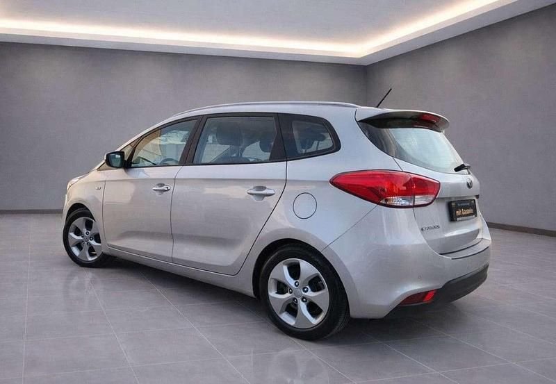 Gebraucht Kia Carens 136 PS (100 kW) 2015 Silber Van / Kleinbus