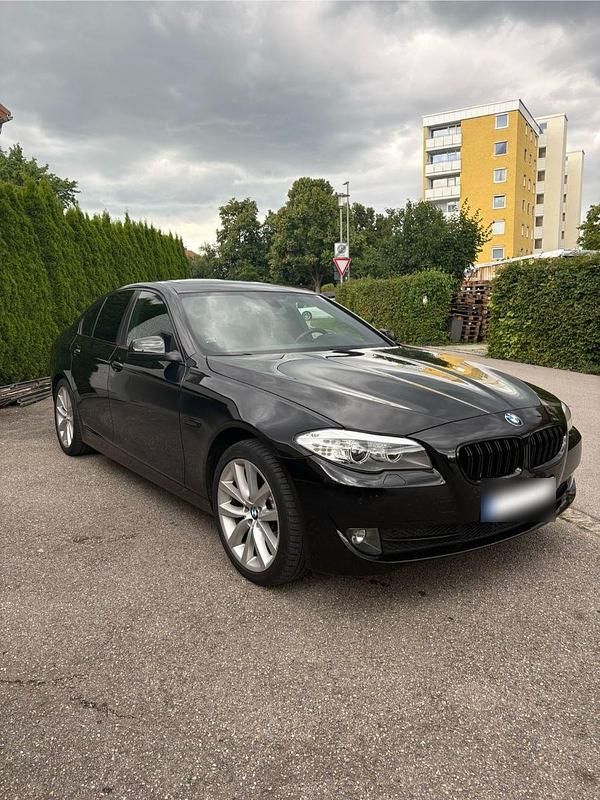 Gebraucht BMW 530 272 PS (200 kW) 2013 Schwarz Limousine