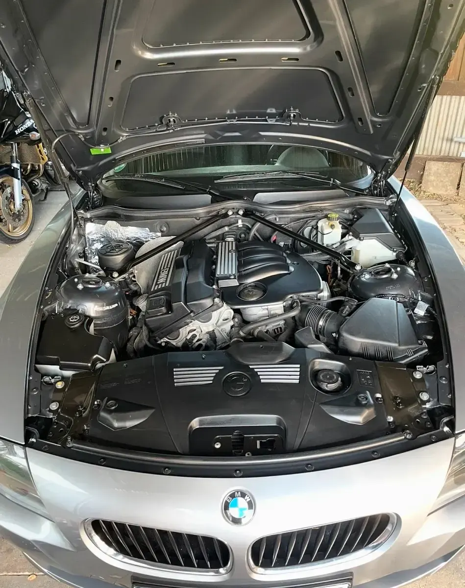 Gebraucht BMW Z4 150 PS (110 kW) 2007 Grau Cabrio