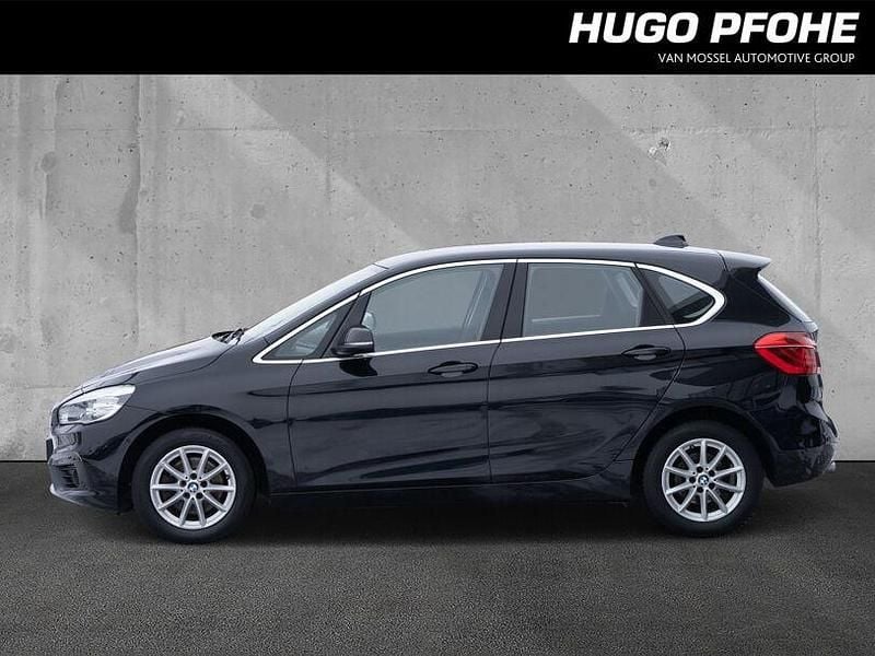 Gebraucht BMW 220 Active Tourer Advantage 192 PS (141 kW) 2016 Schwarz Van / Kleinbus