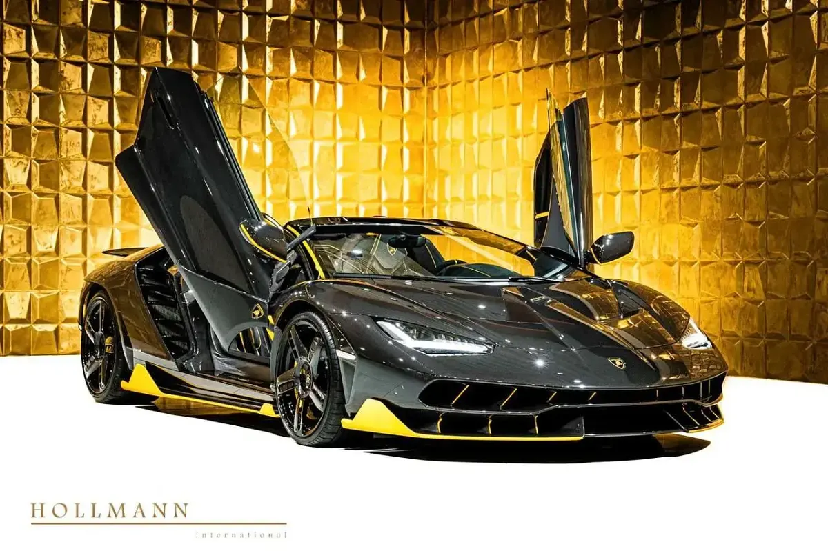 Usata Lamborghini Centenario 770 CV (566 kW) 2018 Grigio Cabrio