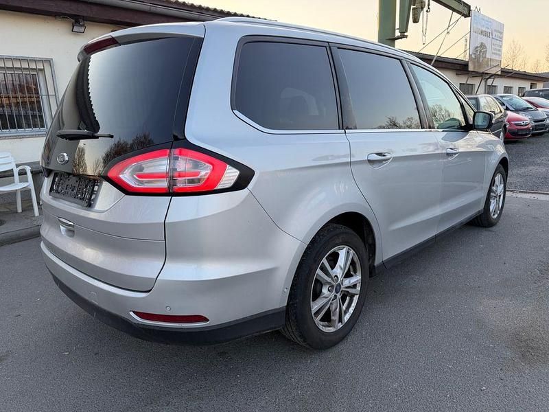 Gebraucht Ford Galaxy Titanium 150 PS (110 kW) 2019 Silber Van / Kleinbus