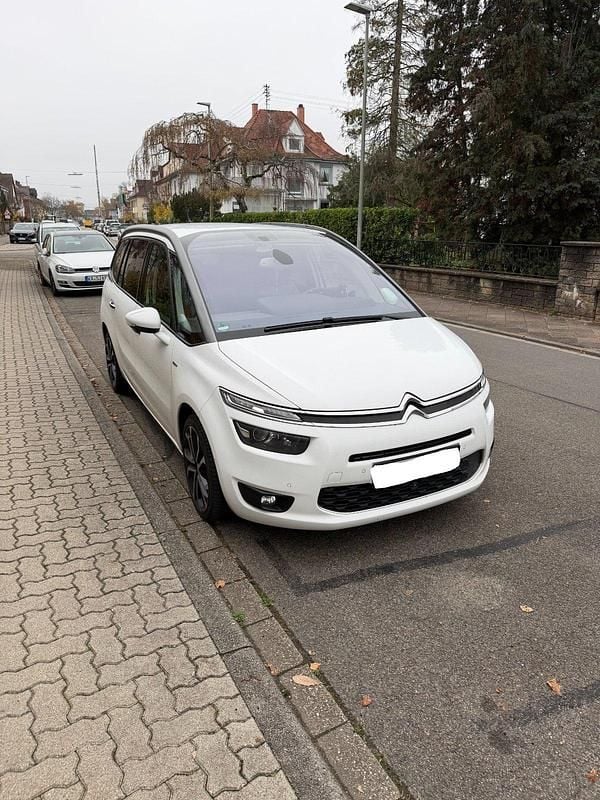 Weiß Gebraucht 2016 Citroën Grand C4 Picasso Van / Kleinbus | 9.900 € (Fairer Preis) - Bild 1/4