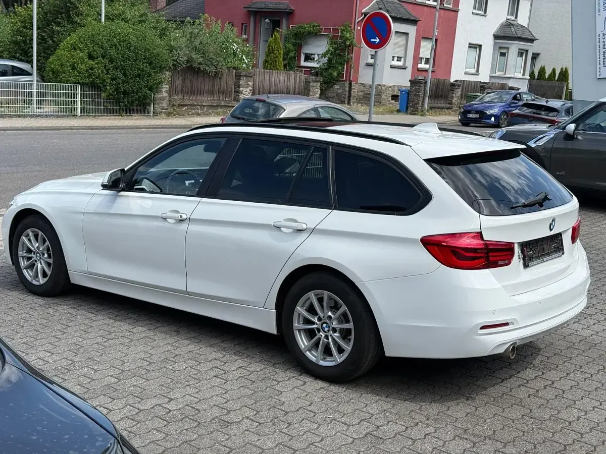 Gebraucht BMW 316 Advantage 116 PS (85 kW) 2016 Weiß Kombi