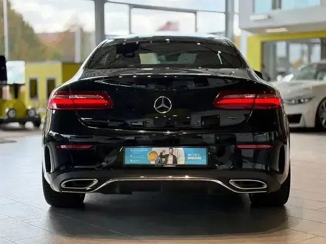 Gebraucht Mercedes E450 367 PS (269 kW) 2019 Schwarz Coupé