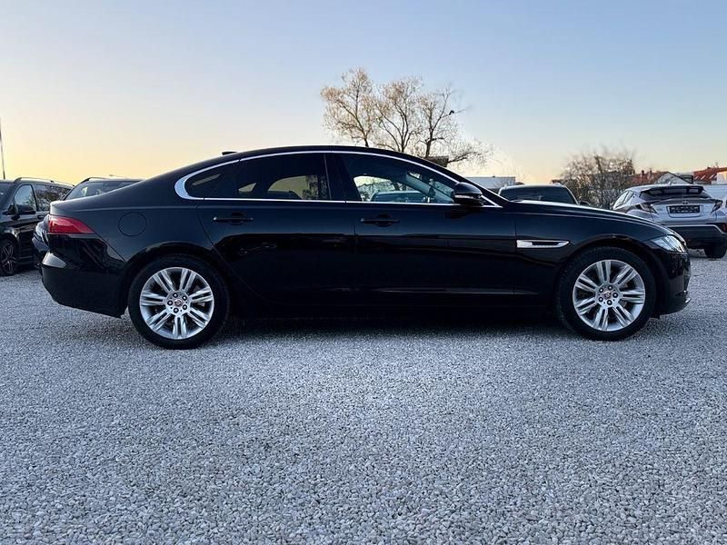 Gebraucht Jaguar XF Prestige 300 PS (220 kW) 2017 Schwarz Limousine