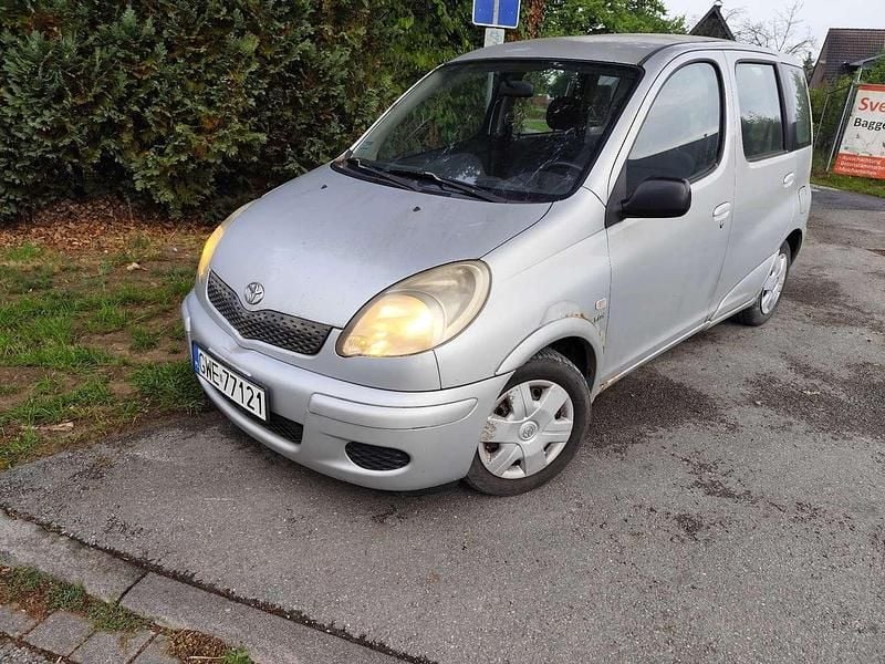 Gebraucht 2004 Toyota Yaris Kombi | 1.199 € (Superpreis) - Bild 1/4