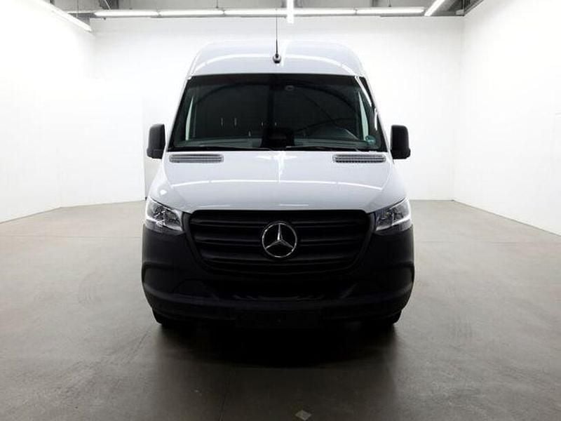 Gebraucht Mercedes Sprinter 170 PS (125 kW) 2025 Arktikweiss Van
