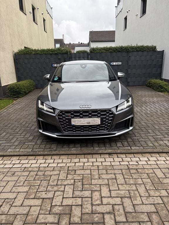 Grau Gebraucht 2019 Audi TTS Ambiente Coupé | 39.790 € (Fairer Preis) - Bild 1/4