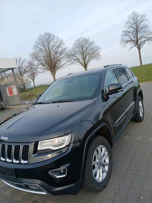 Gebraucht Jeep Cherokee 250 PS (183 kW) 2023 Schwarz SUV