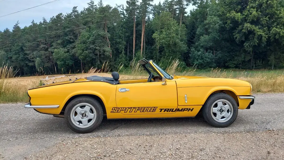 Gebraucht Triumph Spitfire 64 PS (47 kW) 1971 Gelb Cabrio