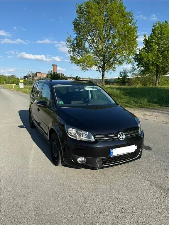 Gebraucht VW Touran 105 PS (77 kW) 2012 Schwarz Van / Kleinbus