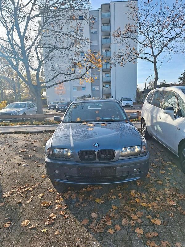 Andere farben Gebraucht 1999 BMW 320 Limousine | 1.500 € (Superpreis) - Bild 1/4