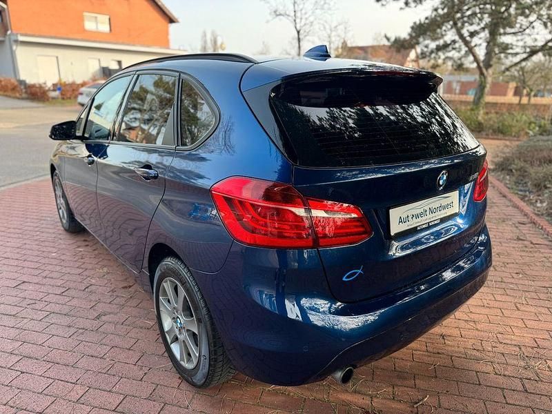 Gebraucht BMW 218 Basis 136 PS (100 kW) 2014 Blau Kombi