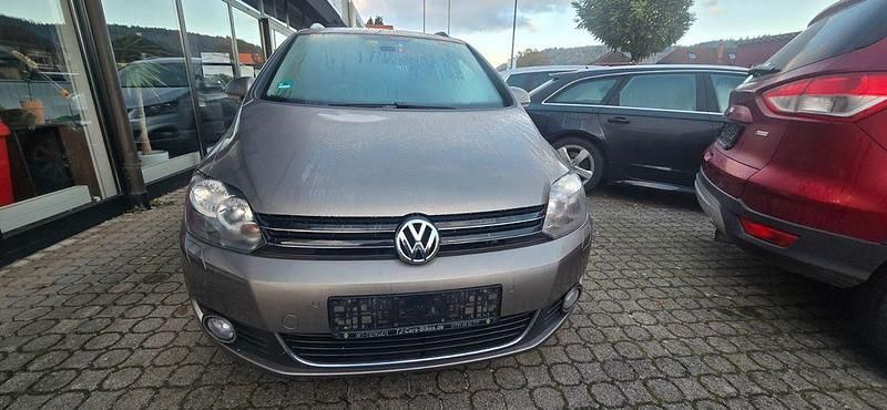 Braun Gebraucht 2011 VW Golf Plus Cross Highline Van / Kleinbus | 6.500 € (Fairer Preis) - Bild 1/4