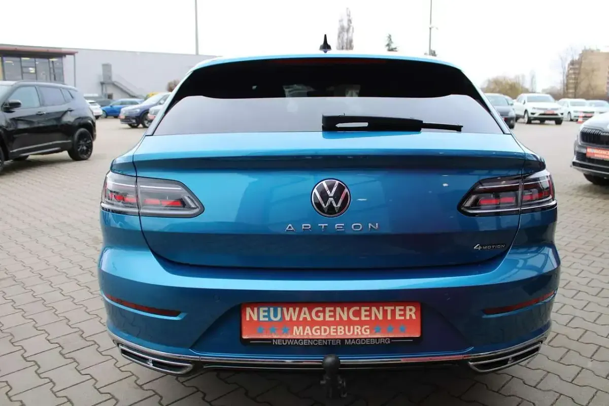Gebraucht VW Arteon R-line 200 PS (147 kW) 2024 Blau Limousine