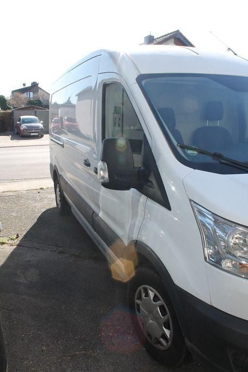 Gebraucht Ford Transit 131 PS (96 kW) 2018 Weiß Limousine
