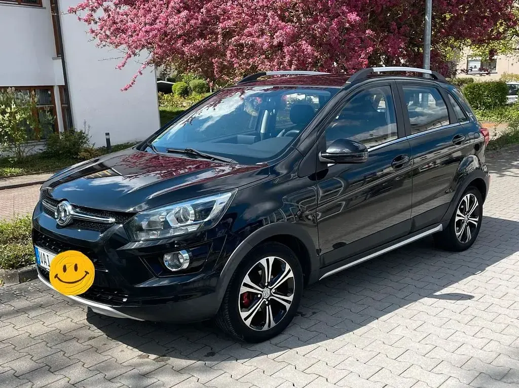 Gebraucht Baic X25 111 PS (81 kW) 2021 Schwarz Limousine