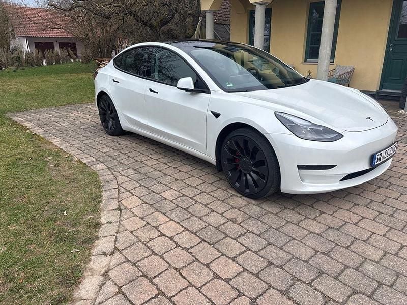 Gebraucht Tesla Model 3 377 kW (513 PS) 2021 Weiß Limousine