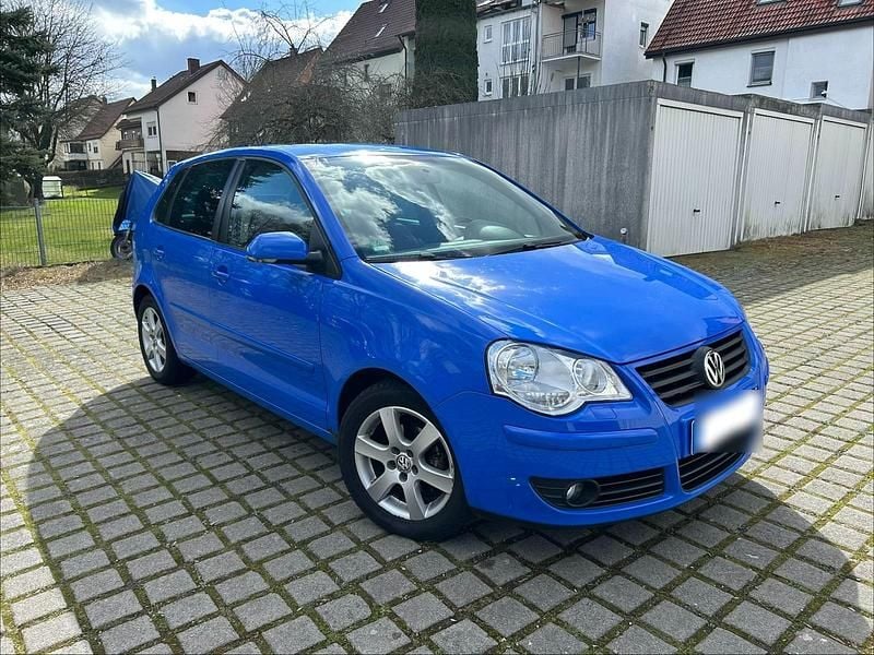Gebraucht VW Polo 70 PS (51 kW) 2009 Blau Kleinwagen