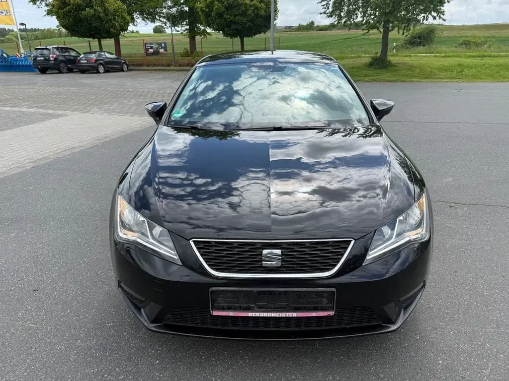 Gebraucht Seat Leon Reference 105 PS (77 kW) 2015 Schwarz Limousine