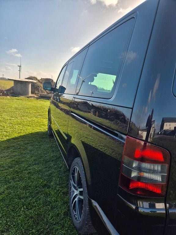 Second-hand VW T5 131 CP (96 kW) 2008 Negru Van