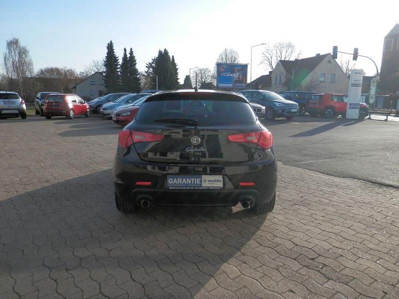 Gebraucht Alfa Romeo Giulietta Turismo 170 PS (125 kW) 2013 Schwarz Kleinwagen