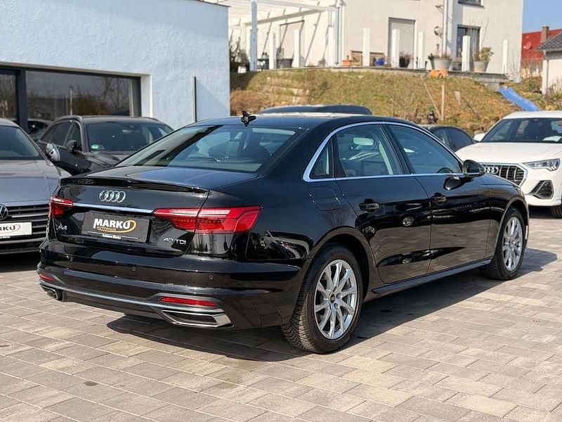 Gebraucht Audi A4 Advanced 204 PS (150 kW) 2022 Schwarz Limousine