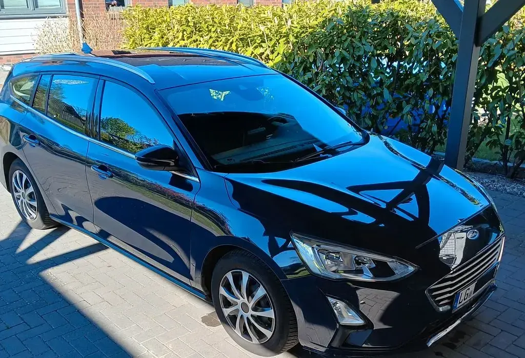 Gebraucht Ford Focus Vignale 125 PS (91 kW) 2019 Blau Limousine