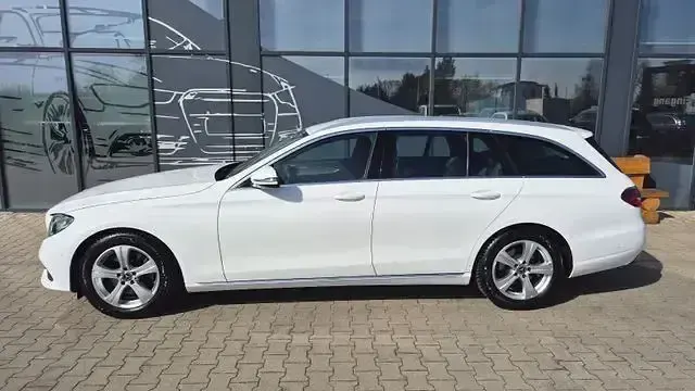 Usata Mercedes E250 211 CV (155 kW) 2018 Andere Berlina